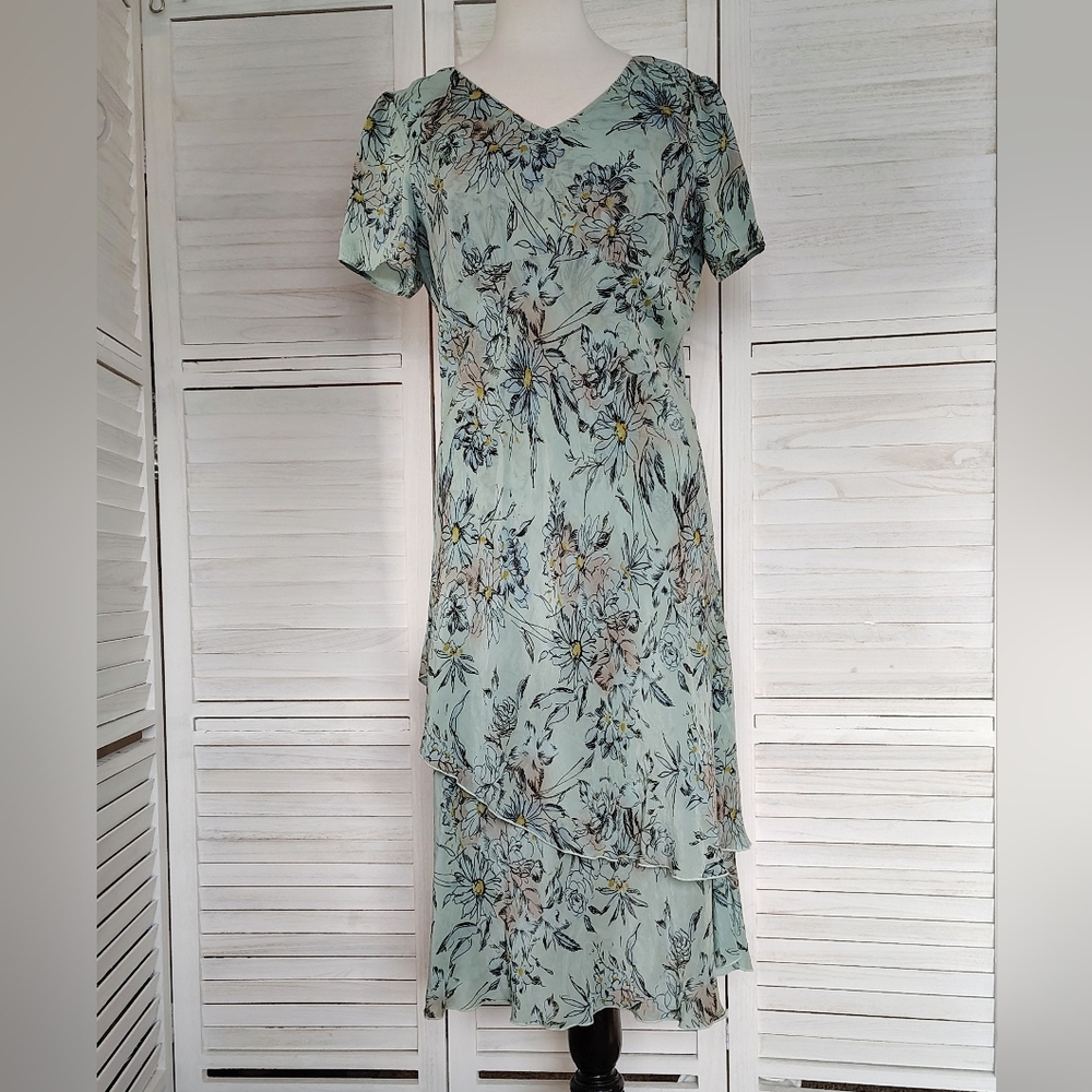 Tianello V-neck Short Sleeve Empire Waist Dress MED